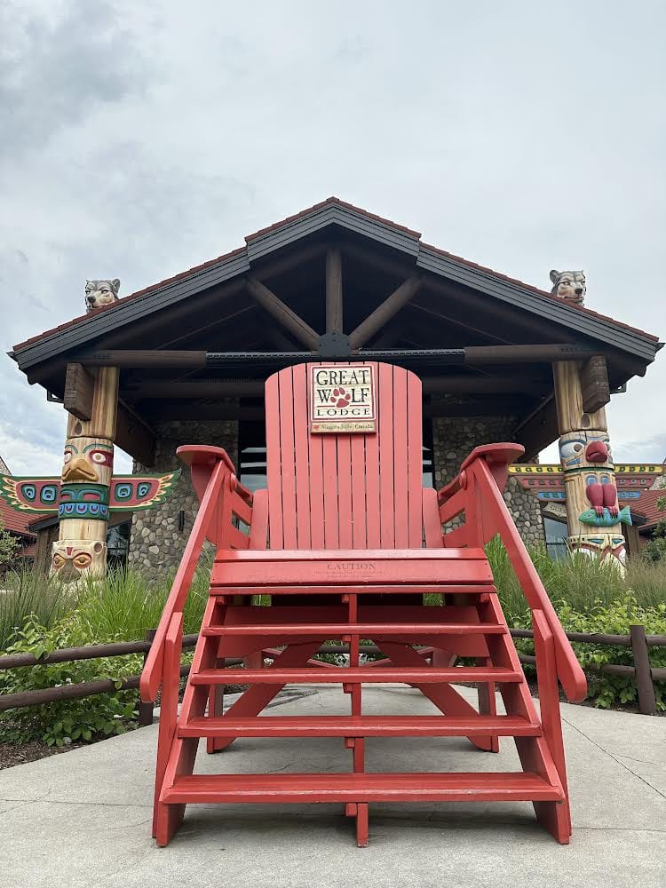 Giant discount muskoka chair